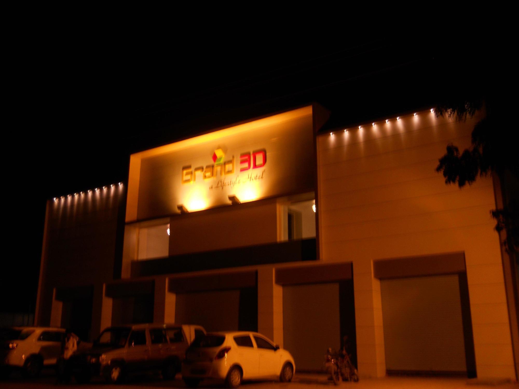 Hotel Grand 3D Bhuj Exteriör bild